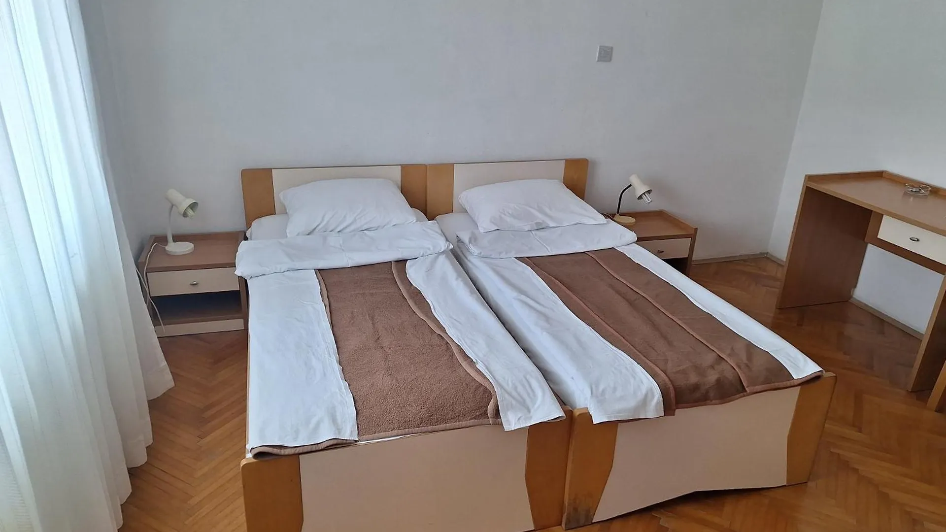 Gasthuis Rooms Retro By The Sea Starigrad Paklenica